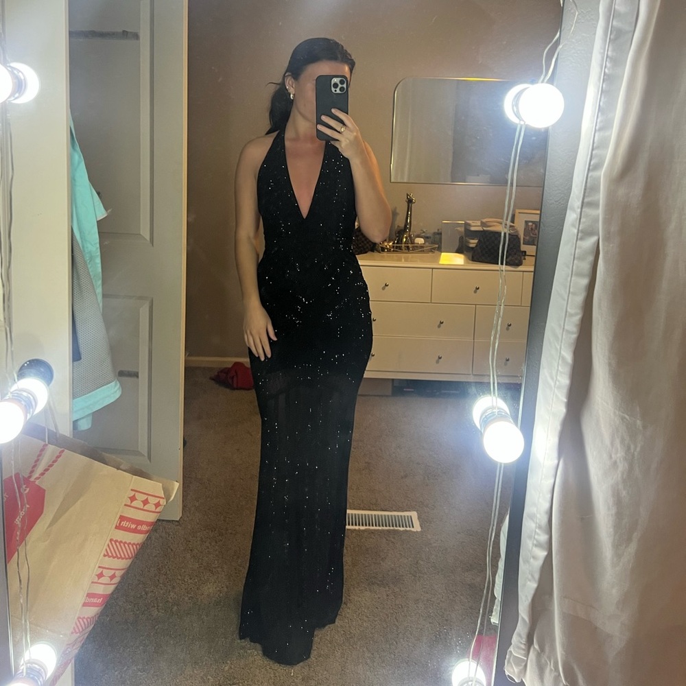 Sparkly long formal dress for Windsor